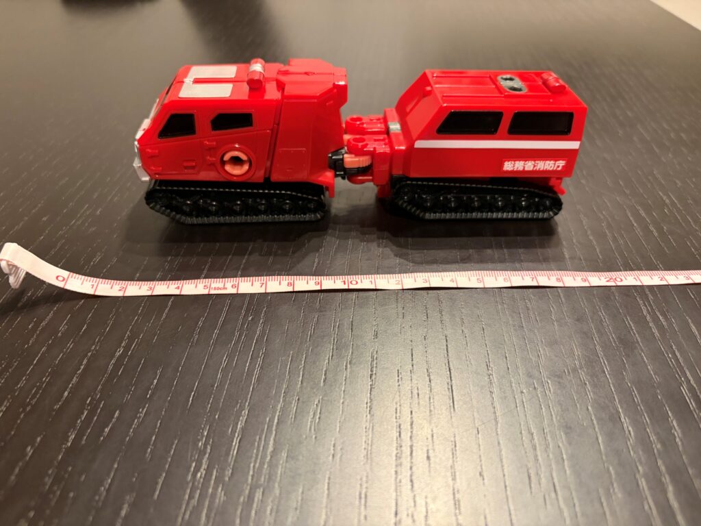 レッドサラマンダー消防車モードのサイズ
